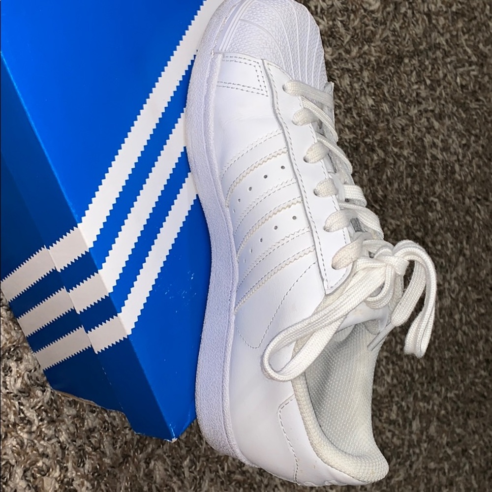 Adidas - Picture 4 of 5